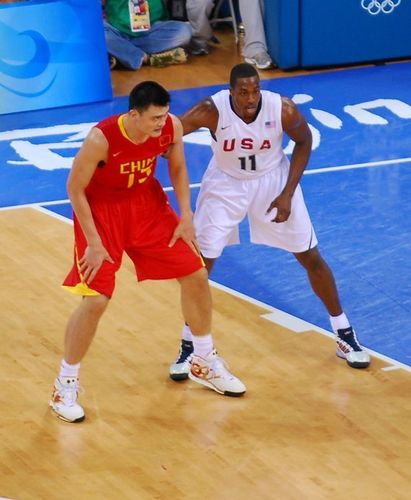 美国男篮比赛 VS中国